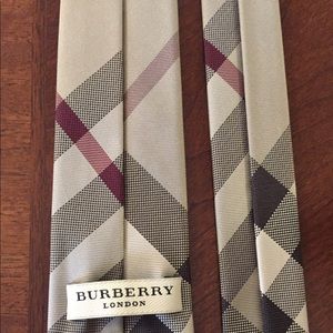Burberry tie